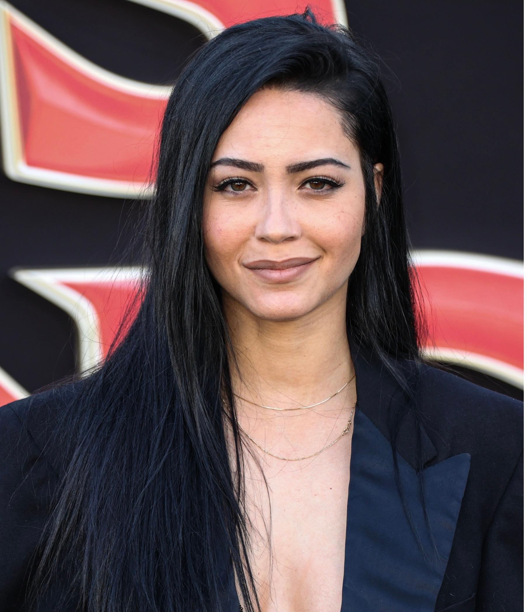 1805x2098 Tristin Mays