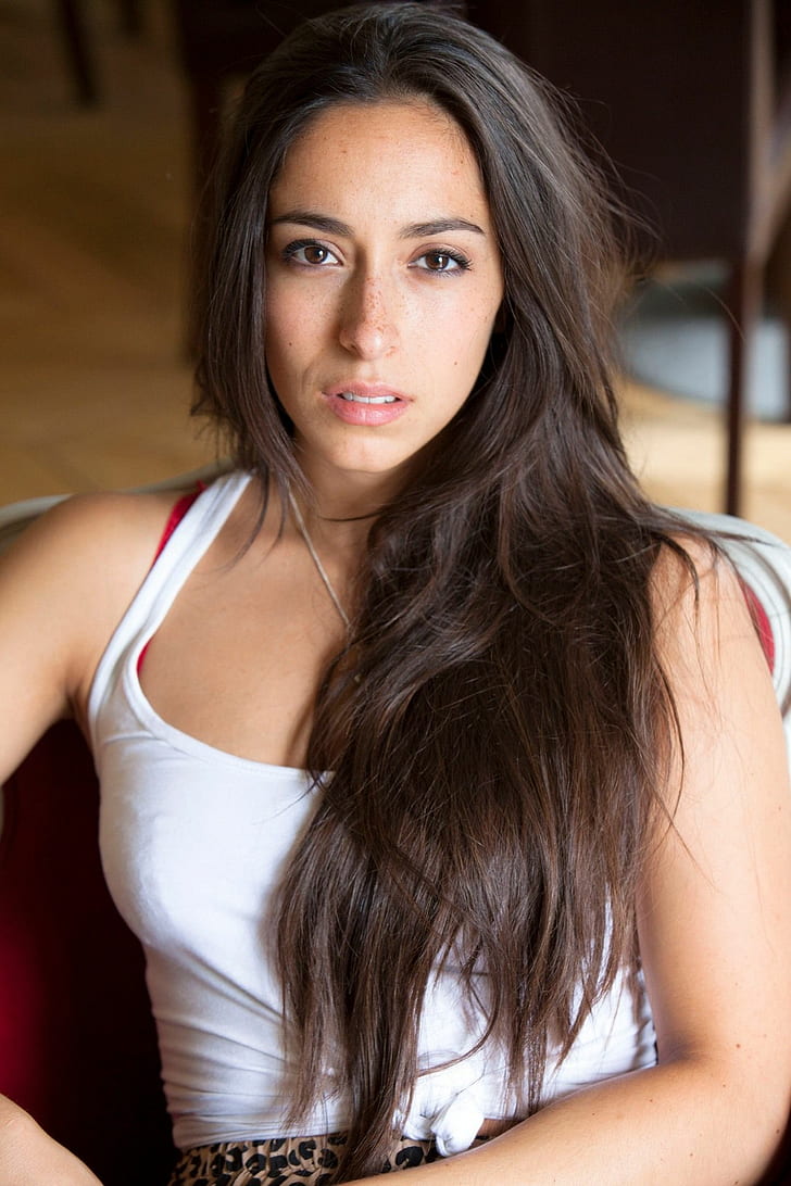 728x1092 Oona Chaplin 1080P, 2K, 4K, 5K HD wallpaper free download