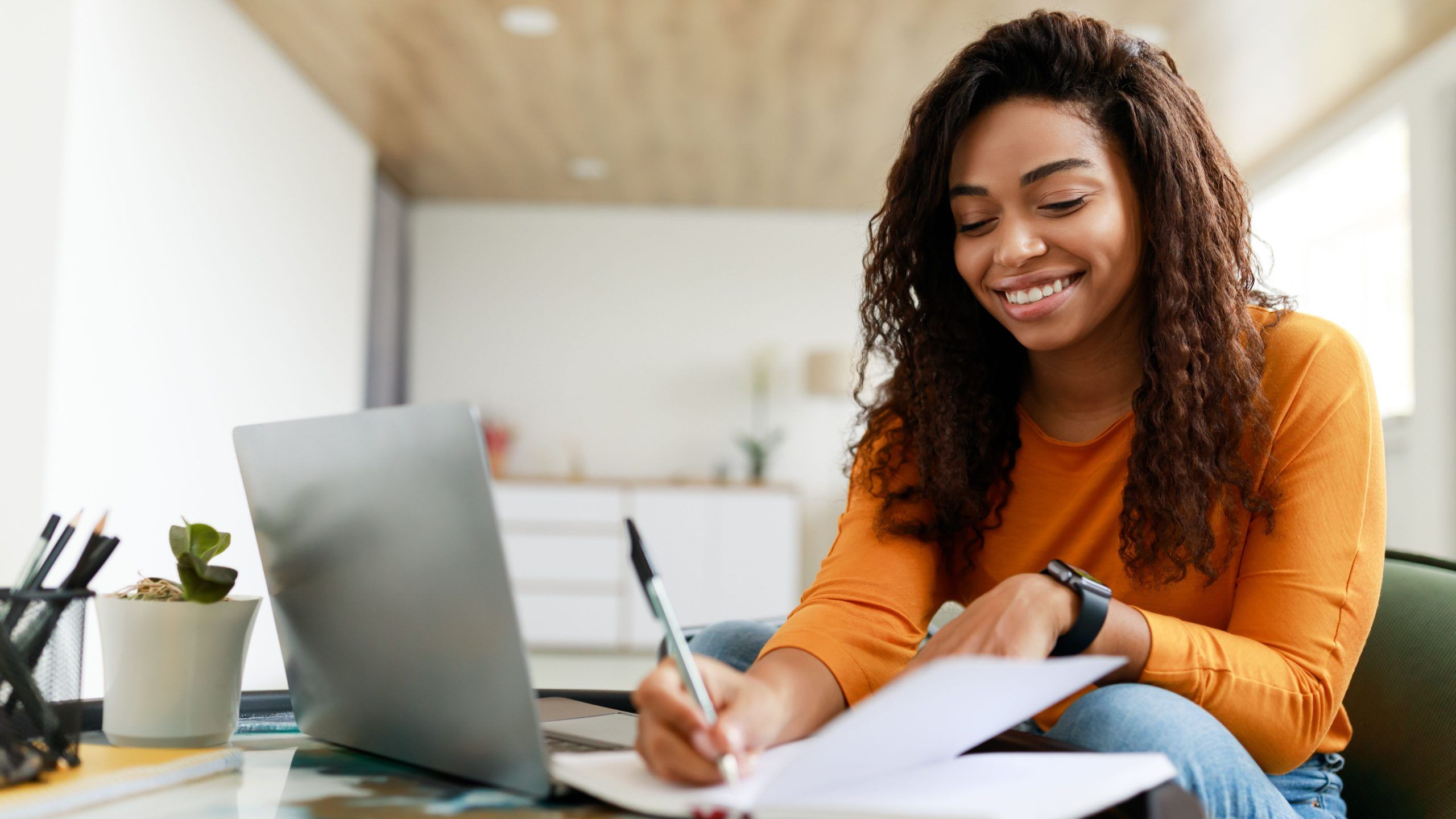 2560x1440 AMBOSS vs. UWorld: Which is a Better USMLE Resource?