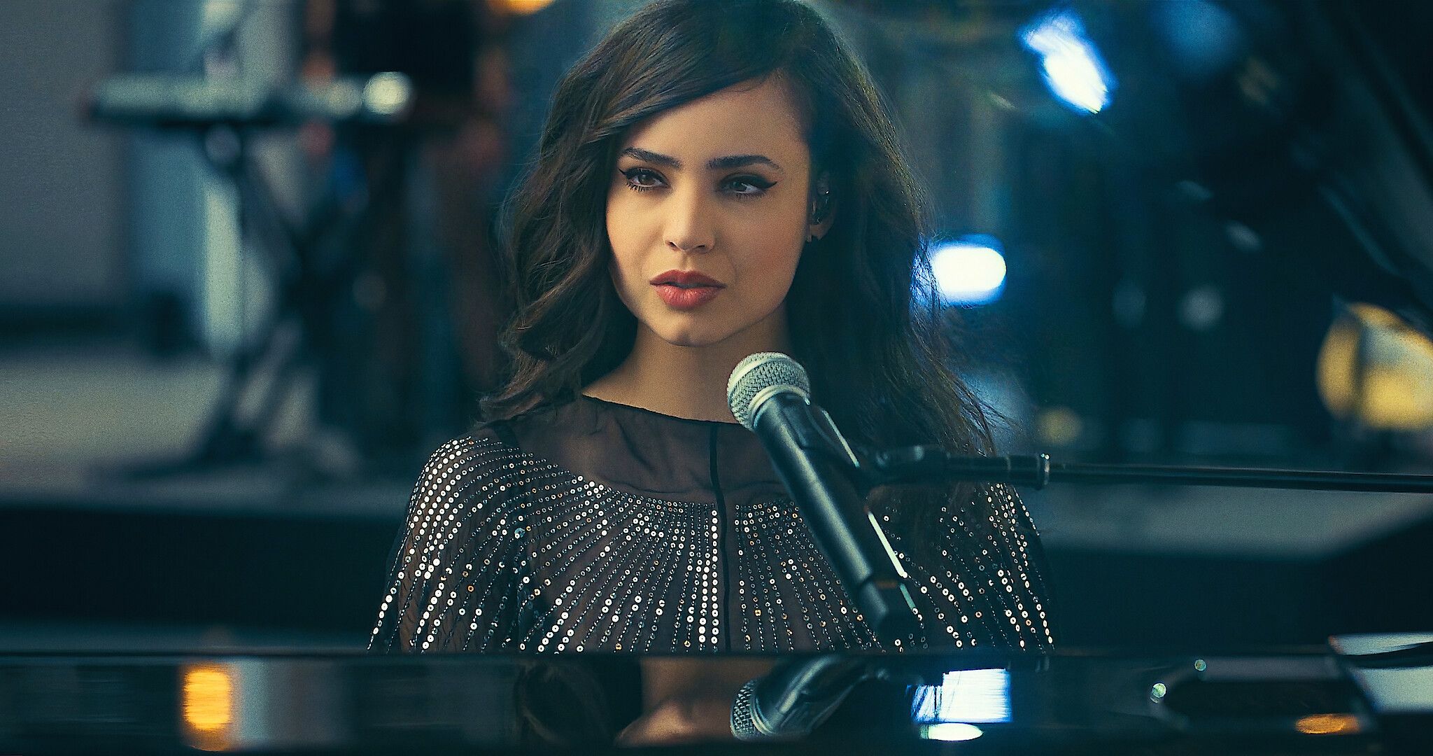 2048x1080 Purple Hearts': Sofia Carson Interview