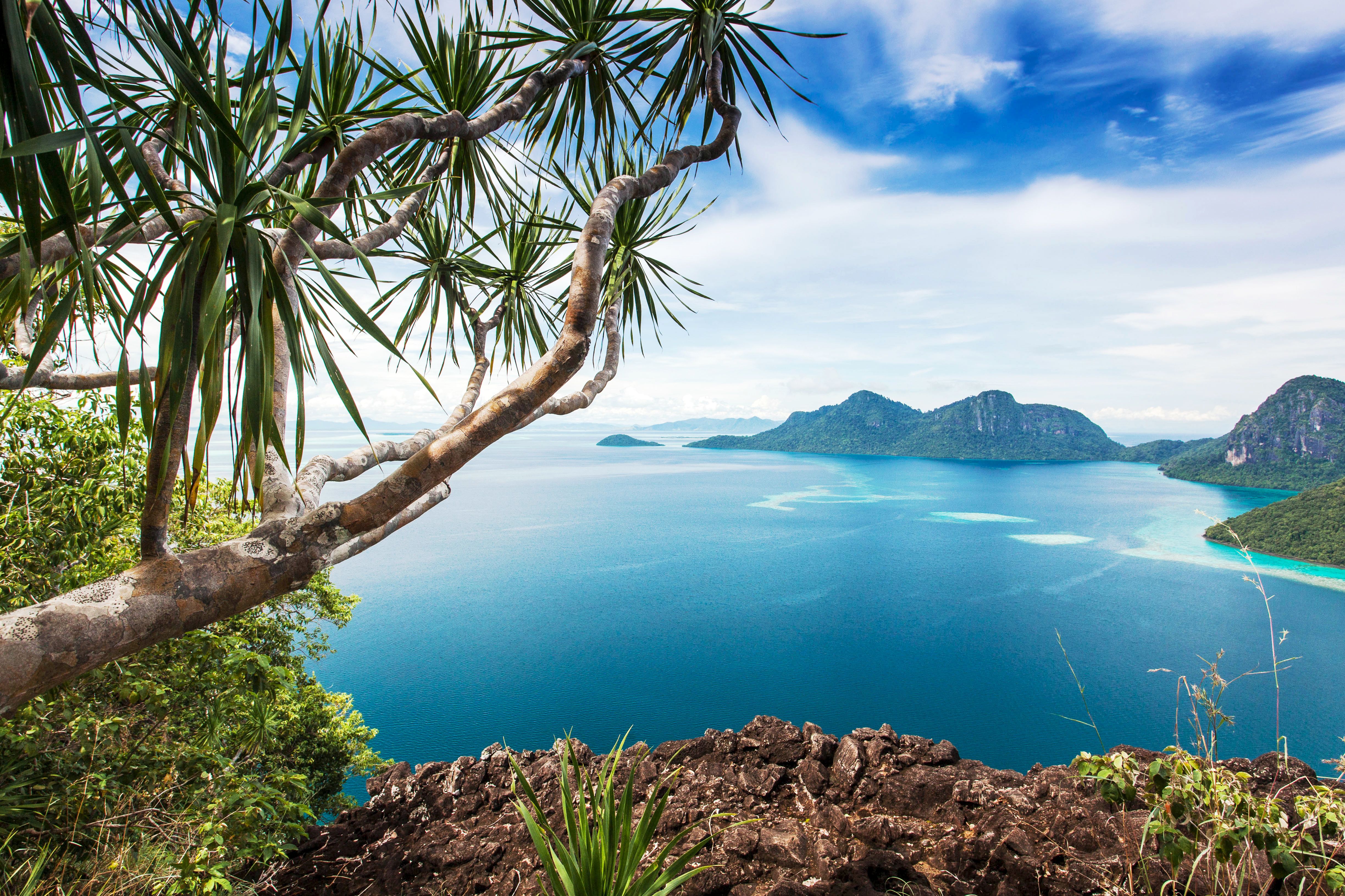 4894x3263 Dulang Island Vista