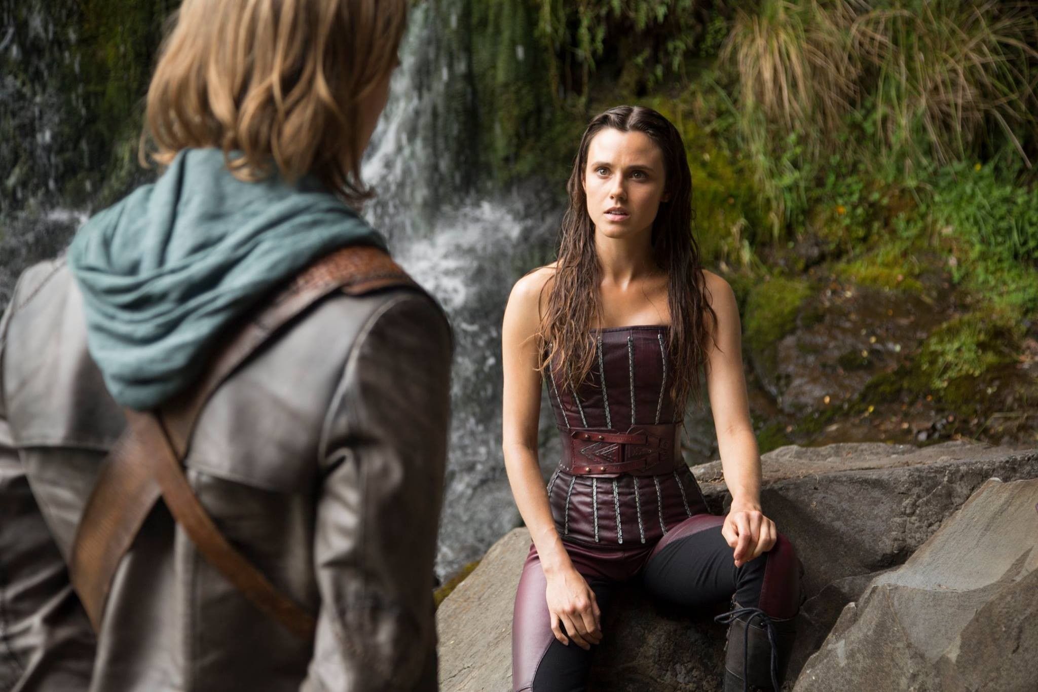 2048x1365 Wallpaper girl, man, tv series, Poppy Drayton, The Shannara Chronicles for mobile and desktop, section фильмы, resolution 2048x1365