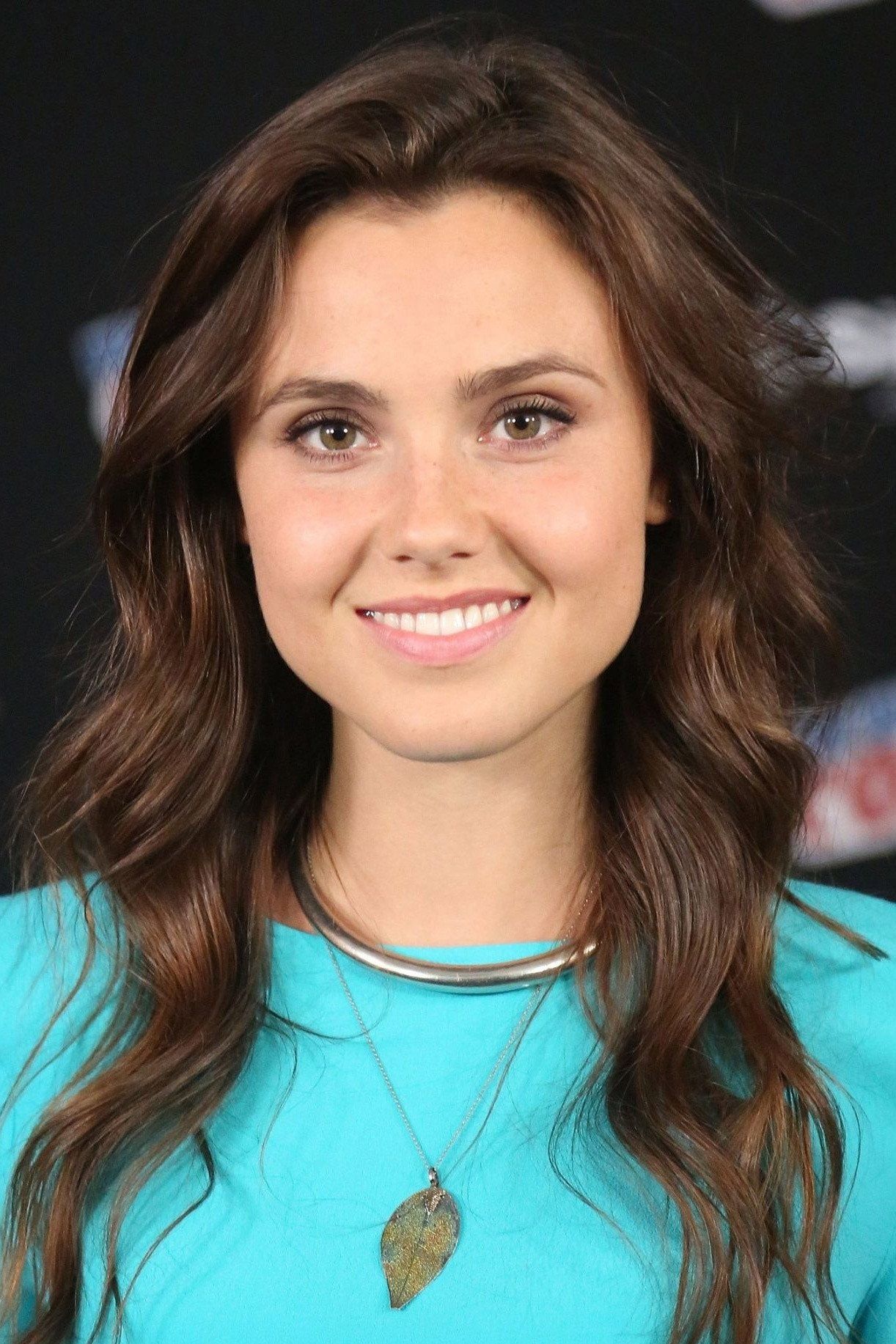 1222x1833 Poppy Drayton Image