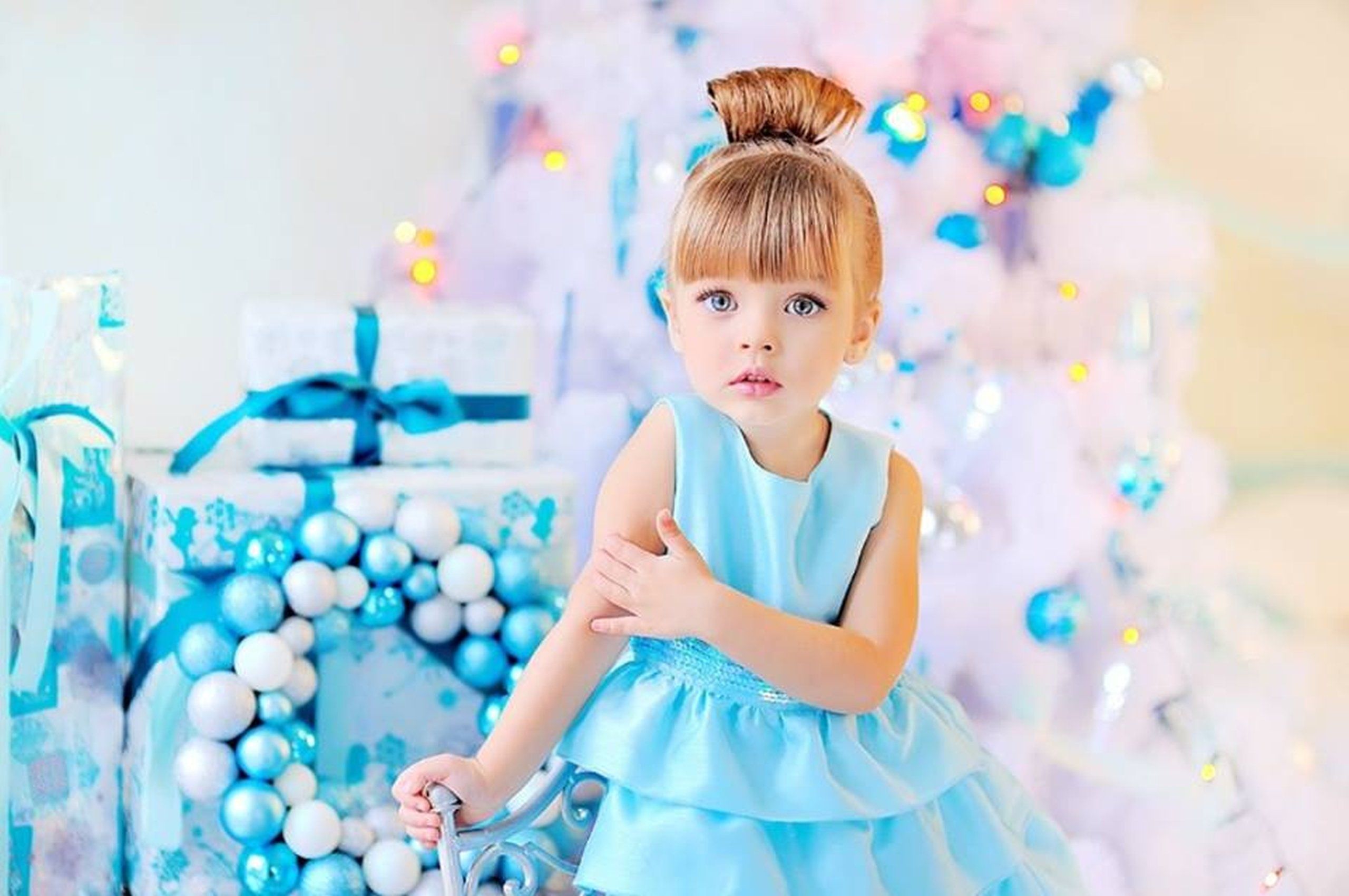 2560x1701 baby, Beautiful, Cute, Girl Wallpaper HD / Desktop and Mobile Background