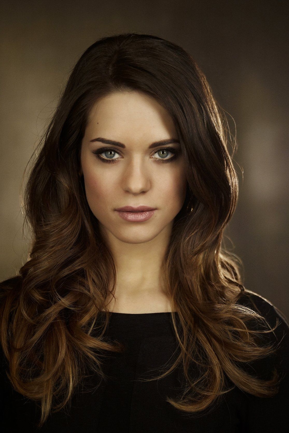 1115x1673 Lyndsy Fonseca Image