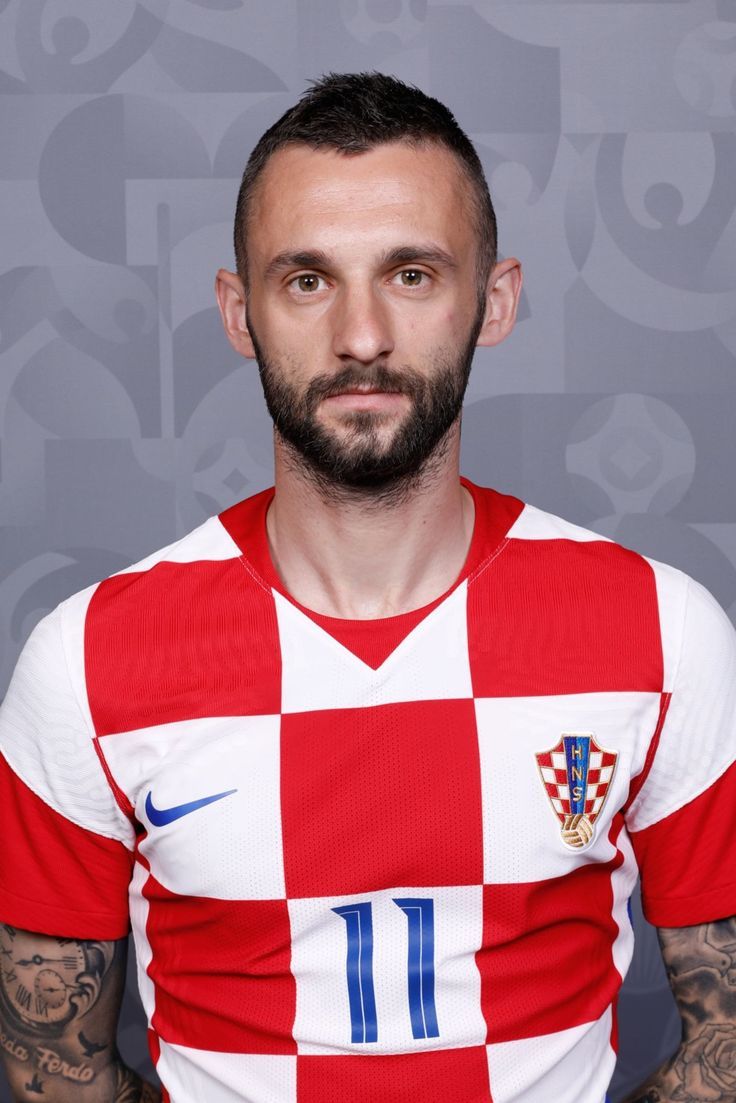 736x1103 Ivan perisic wallpaper. Croatian football team wallpaper, Croatia jersey Croatia national team