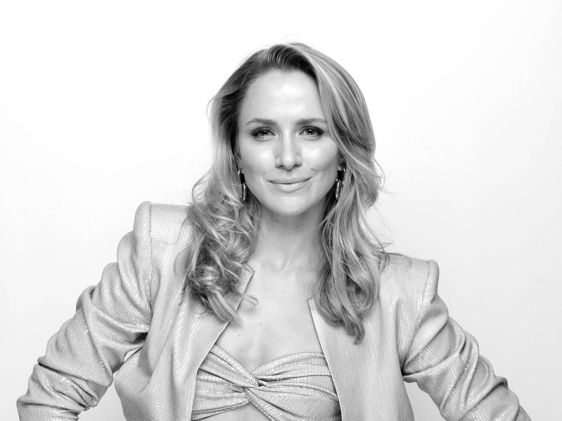 1920x1440 Shantel VanSanten Praises One Tree Hill Co Stars Sophia Bush, Hilarie Burton And Bethany Joy Lenz After 'horrifying' Three Years