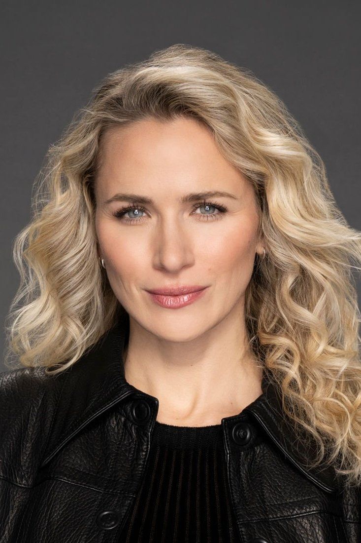 733x1100 Shantel VanSanten. Originals for Paramount+