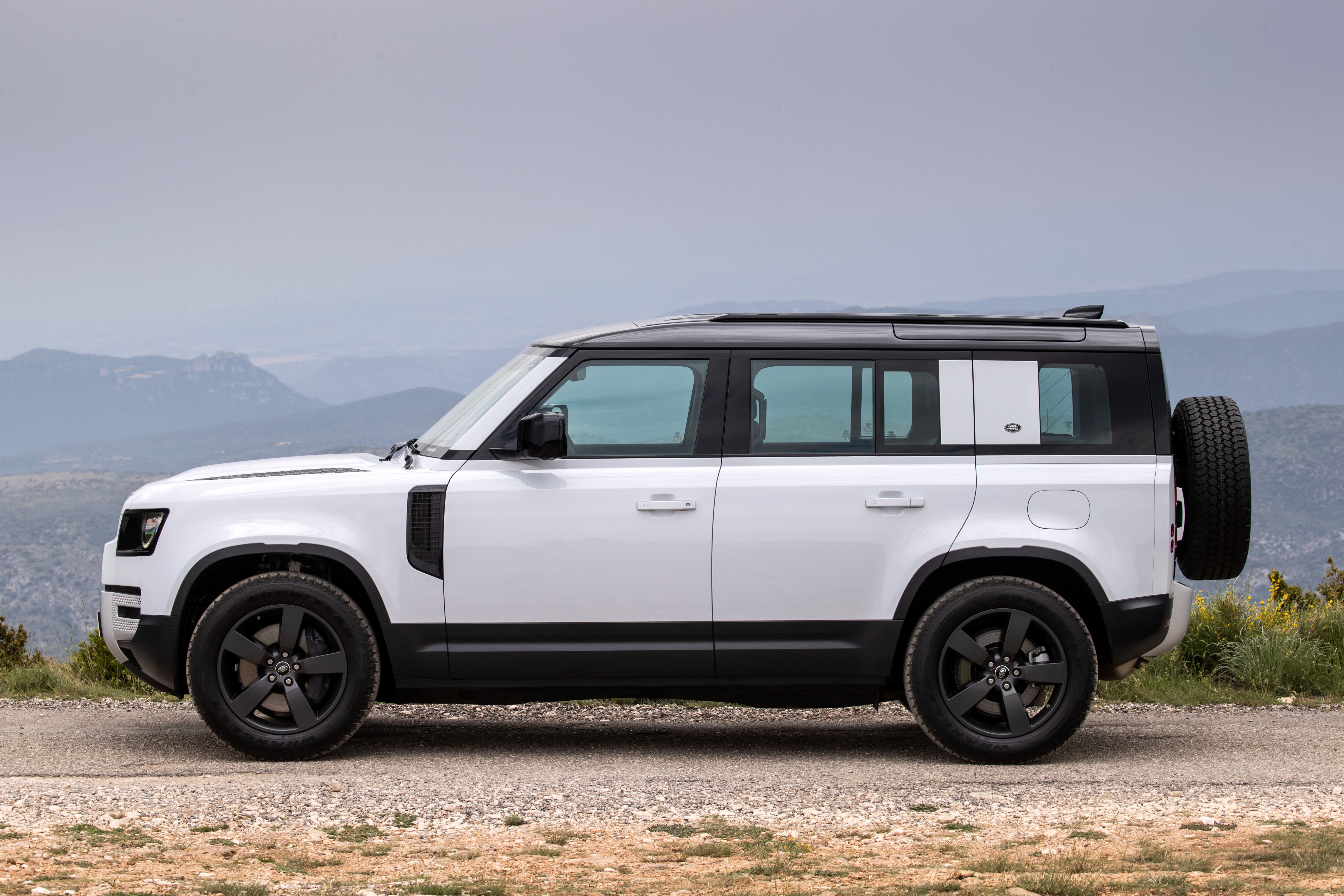 5472x3648 Download SUV Land Rover Defender 110 Vehicle Land Rover Defender 4k Ultra HD Wallpaperx3648
