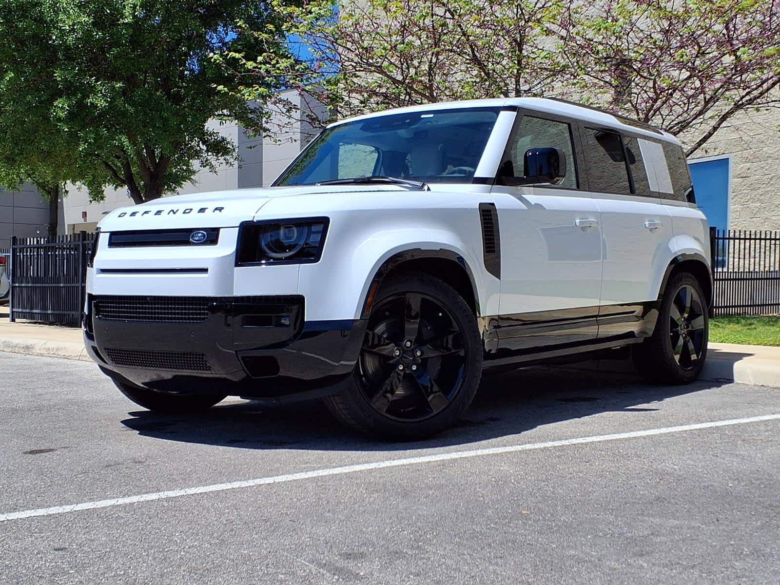 1600x1200 New 2026 Land Rover Defender X Dynamic SE Sport Utility In. Sewell Automotive Companies