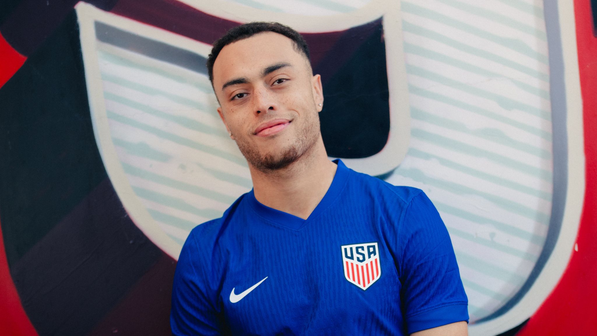 2048x1152 Sergino Dest exclusive interview: PSV star on Lionel Messi lessons, AC Milan mistakes and bouncing back from injury