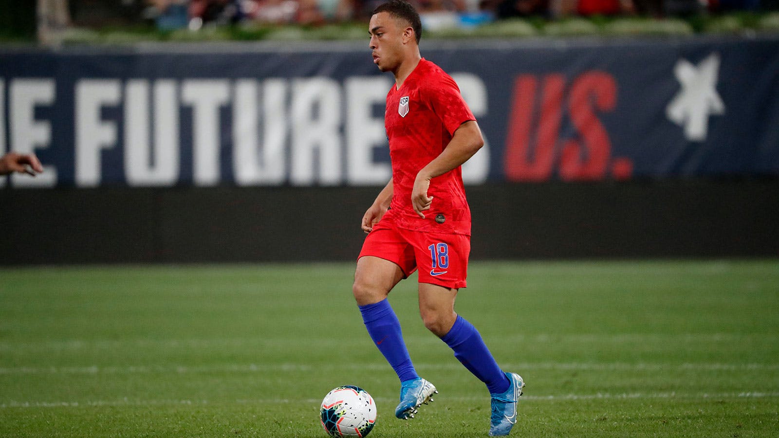 1600x900 Sergiño Dest Wallpaper