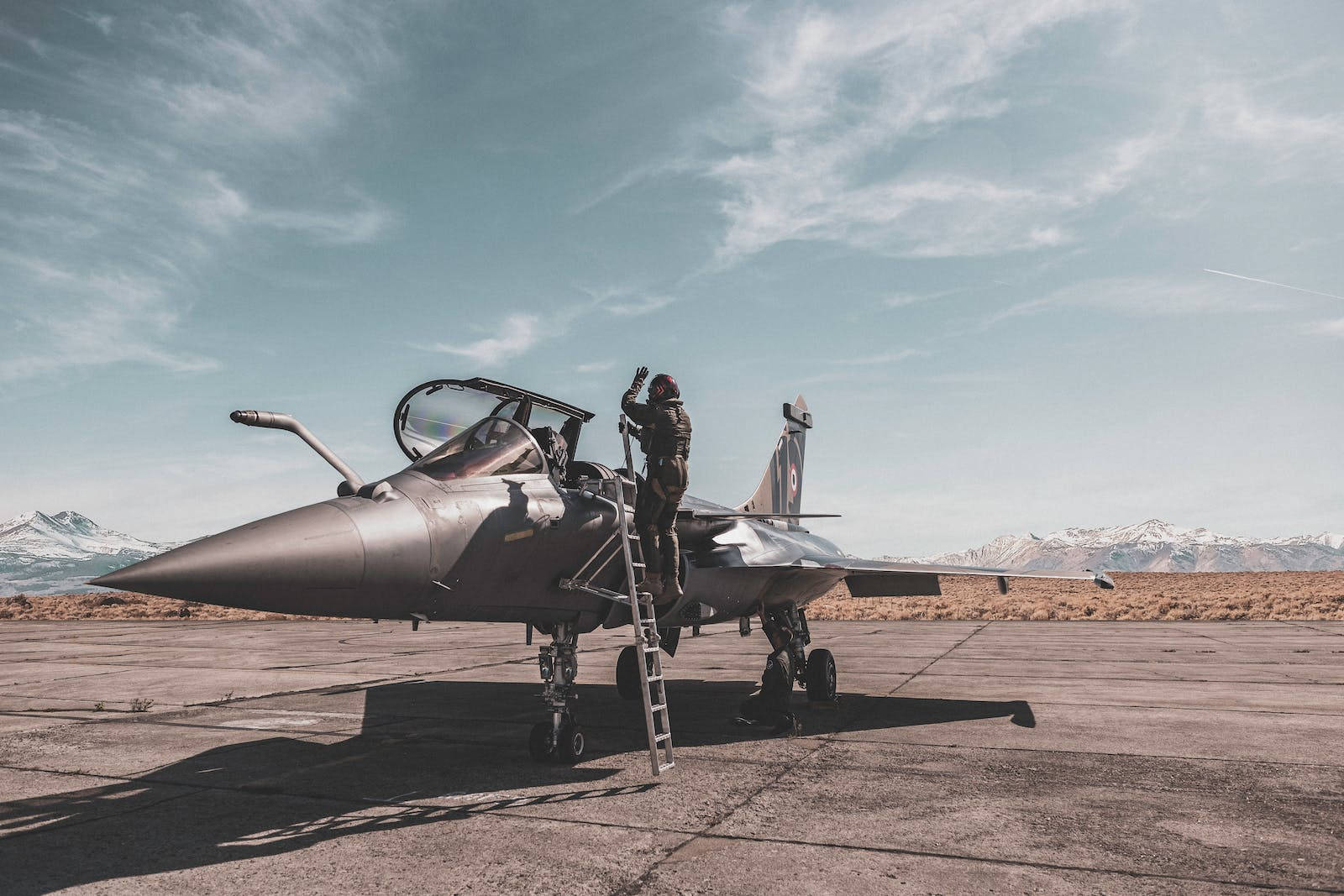 1600x1067 Download French Air Force Jet Wallpaper
