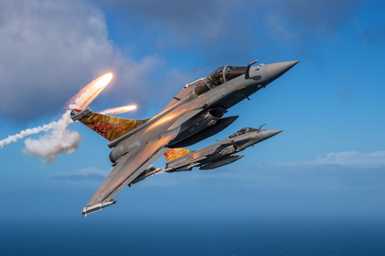 1600x1066 Dassault aviation wallpaper: always more planes!