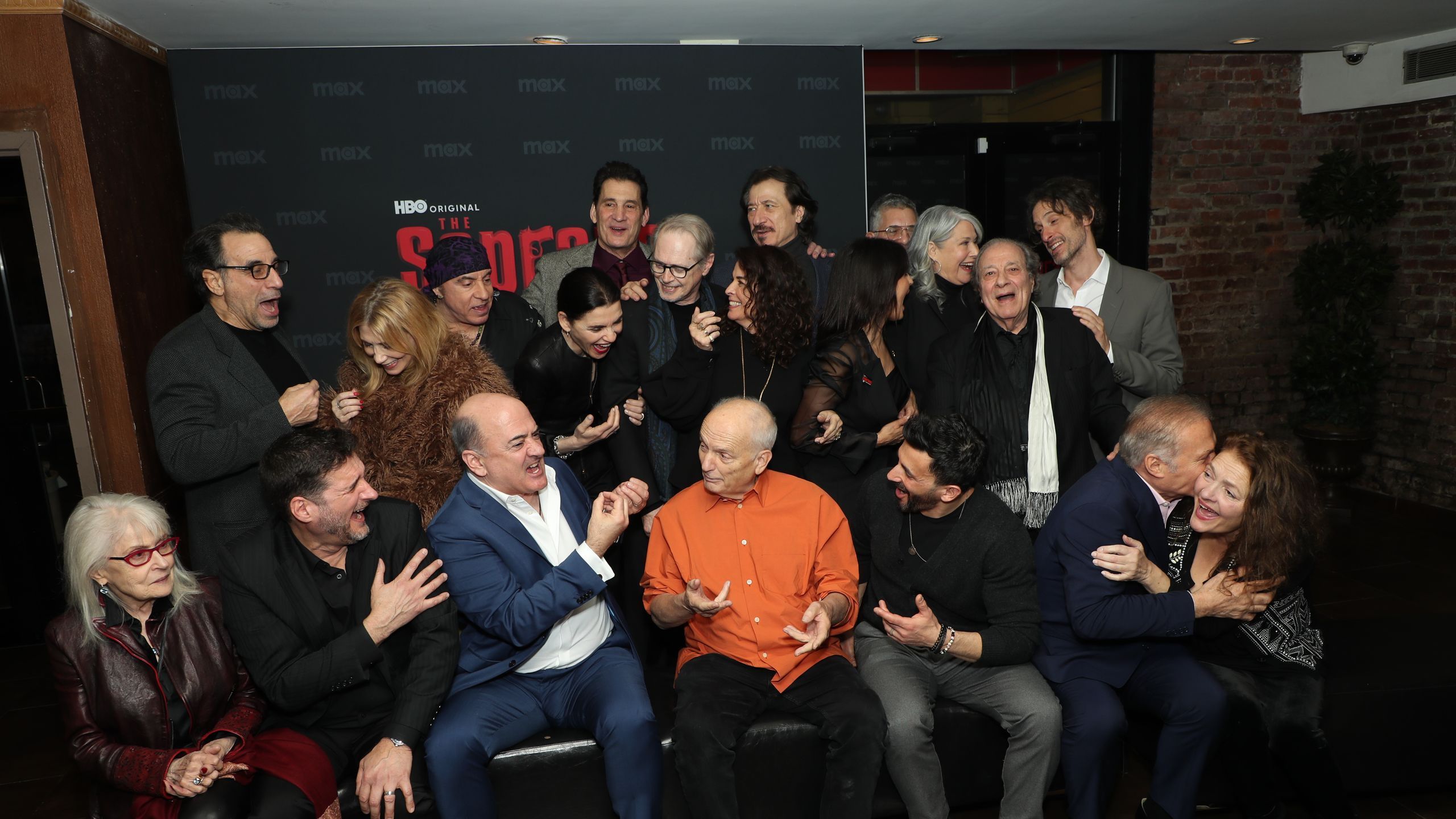2560x1440 The 'Sopranos' Cast Reunited in Little Italy Last Night, and Yes, There Was Ziti