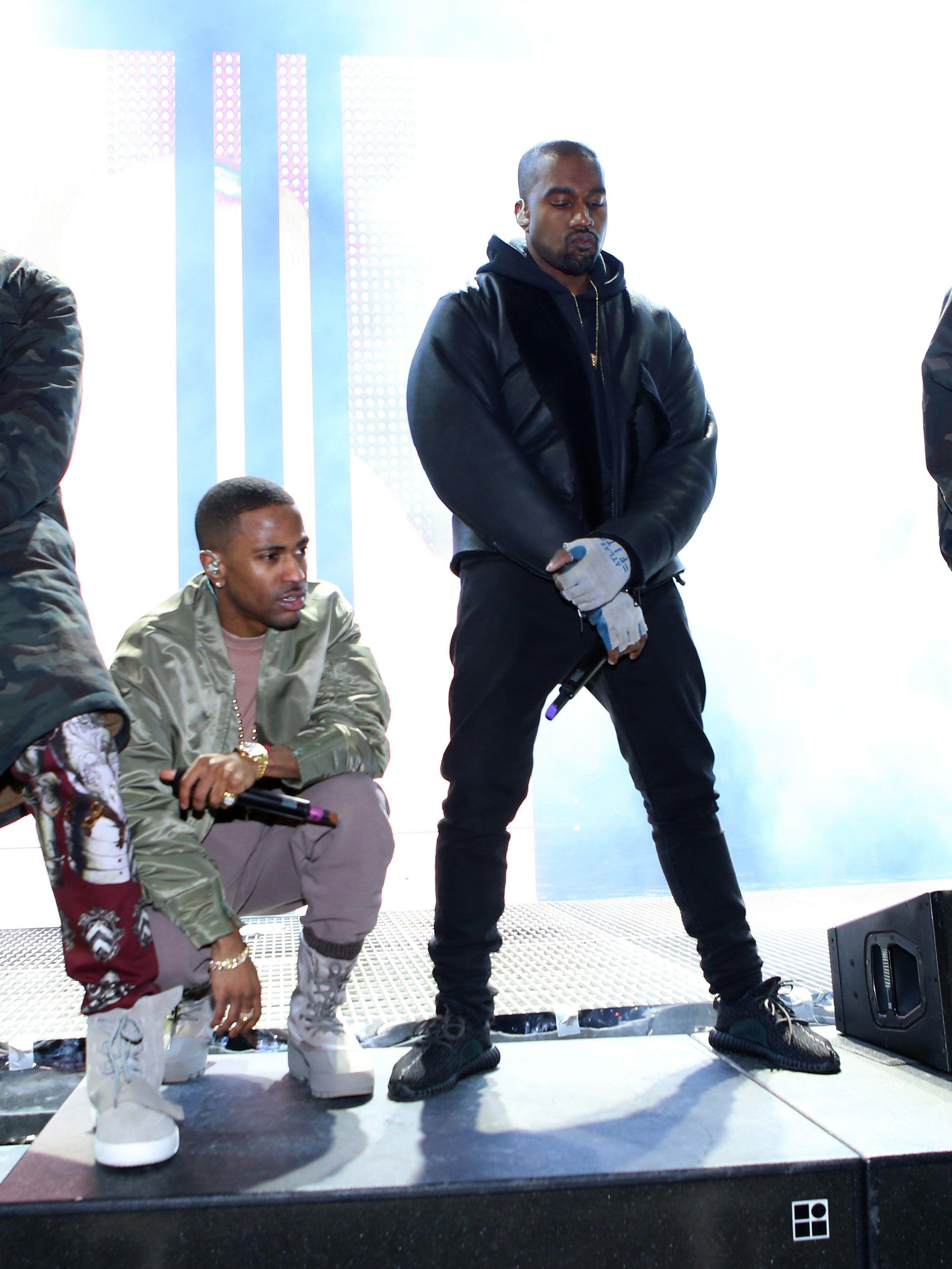 2589x3452 Kanye West Just Dropped a Song with Quavo, 2 Chainz, Desiigner
