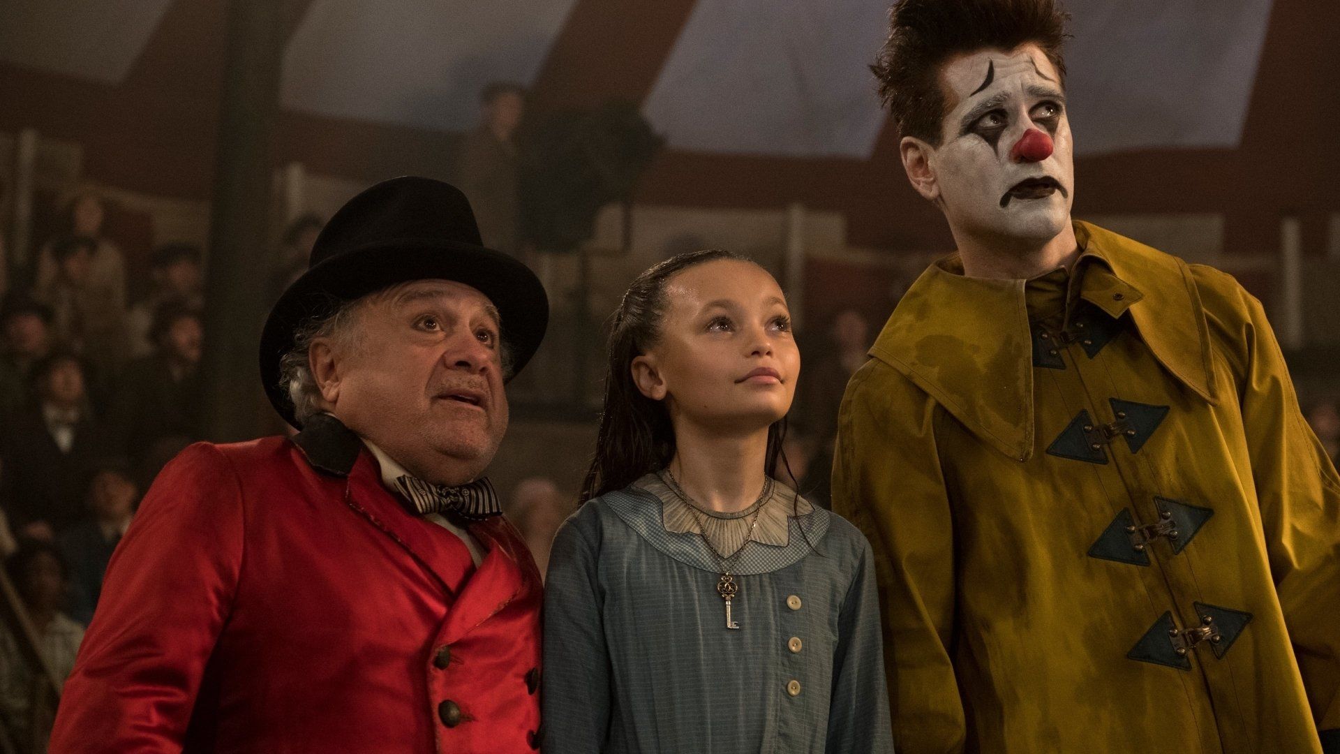 1920x1080 Download Nico Parker Colin Farrell Danny DeVito Movie Dumbo (2019) HD Wallpaperx1080