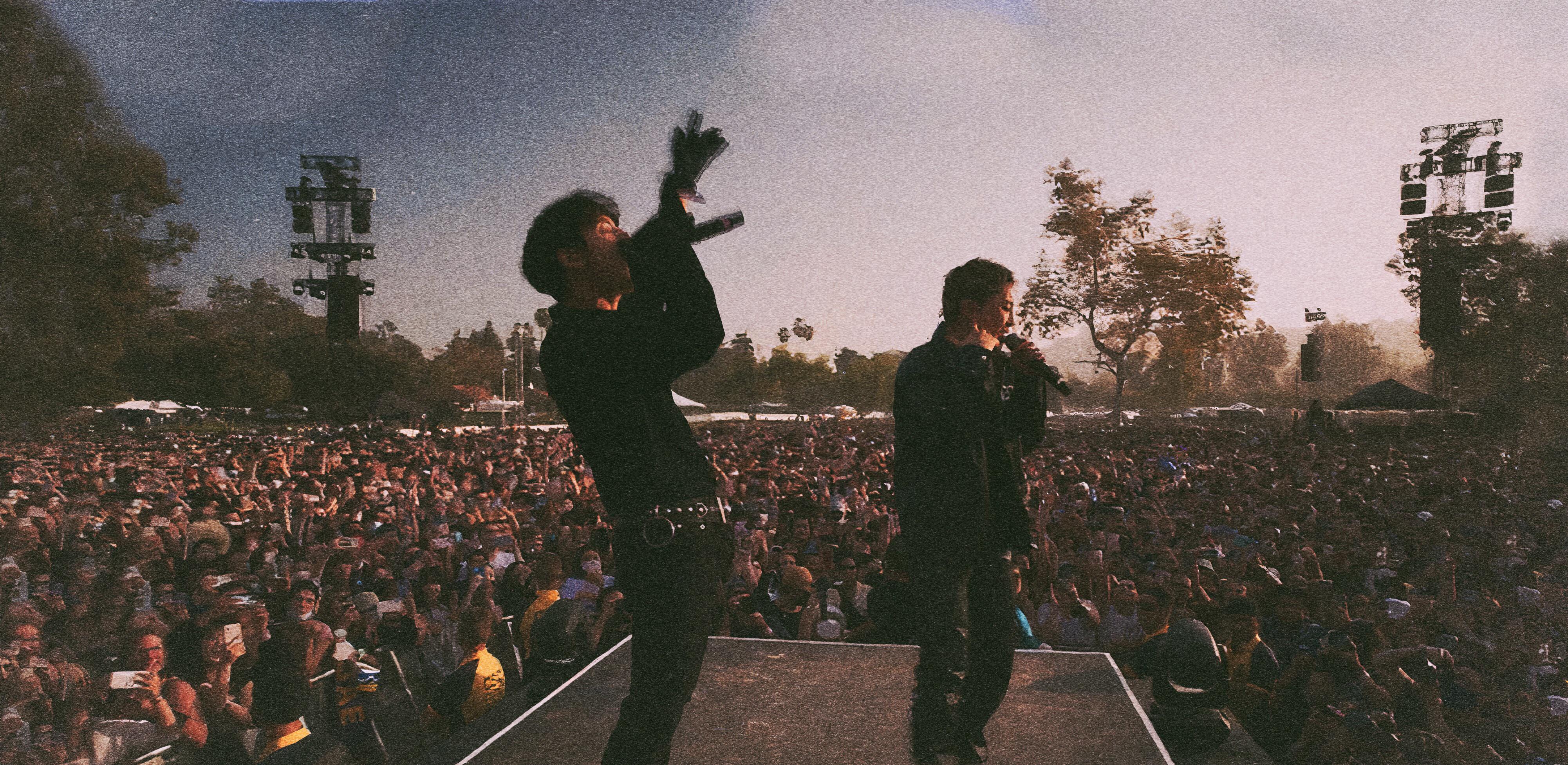 4004x1954 DPR LIVE & DPR IAN Wallpaper from Head In The Clouds Festival Livestream. Upscaled to 2K