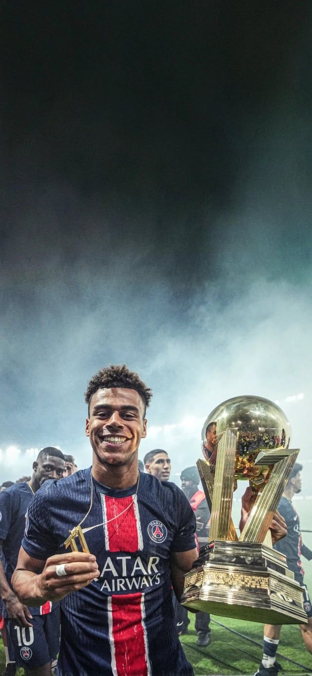 640x1386 Psg Champions Final League Wallpaper Le Coq Sportif Wallpaper Reddit La Collection Champions D'Europe Déjà