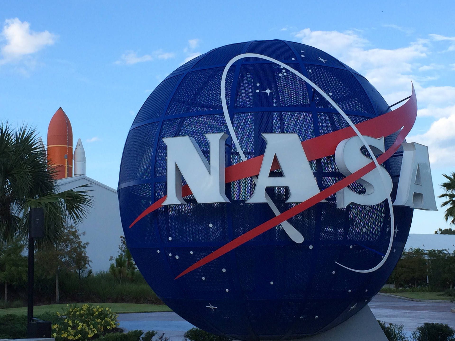 1920x1440 Download Kennedy Space Center NASA Globe Wallpaper