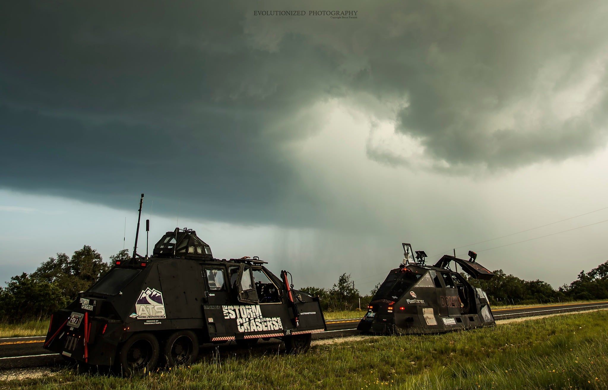 2048x1315 Another shot of TIV 2 and Dominator 3 first meeting (© Becca Furnish)