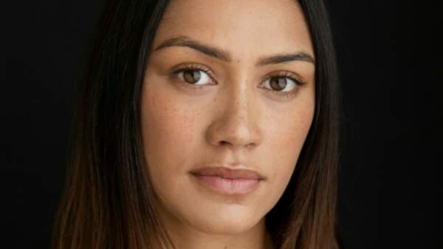 1440x810 Night Agent star Luciane Buchanan is Netflix's hottest Kiwi star