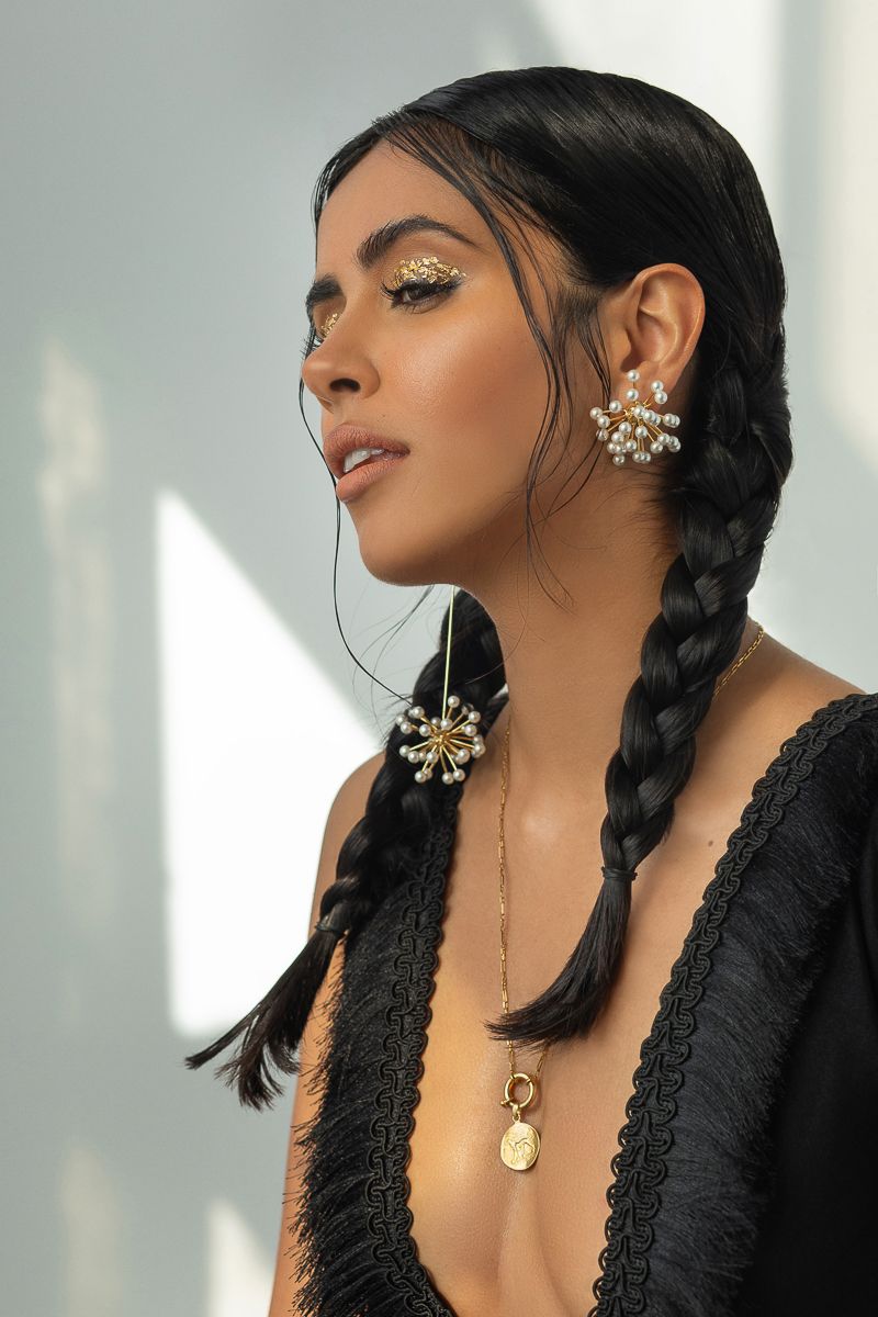 800x1200 Parveen Kaur Wallpaper