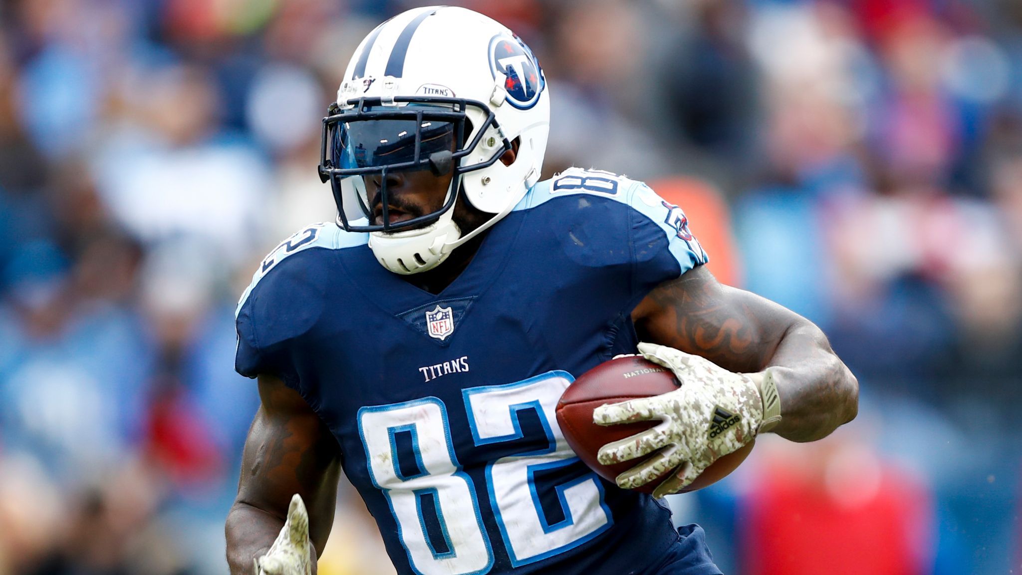 2048x1152 Delanie Walker and Taylor Lewan sign Tennessee Titans extensions