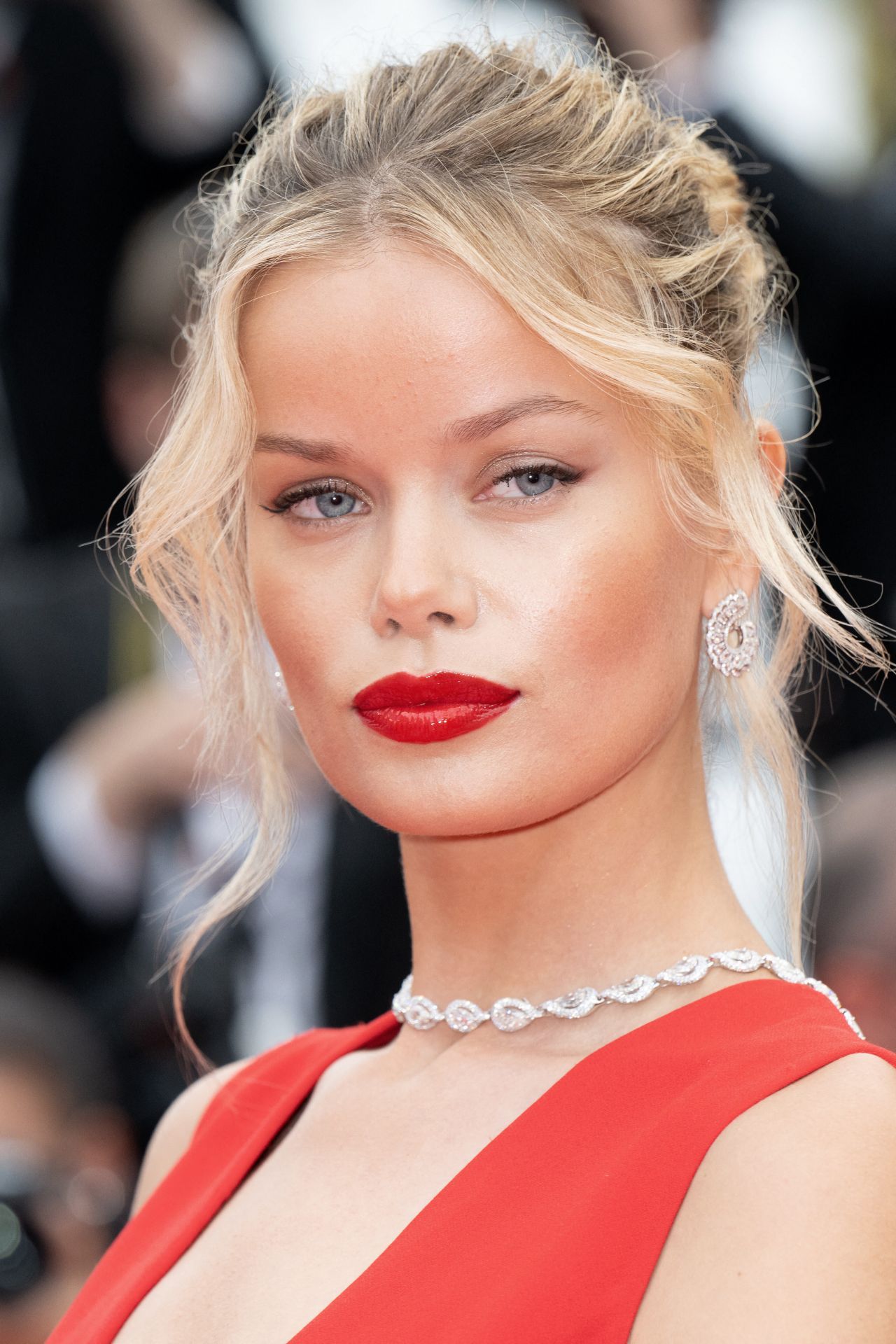 1280x1920 Frida Aasen