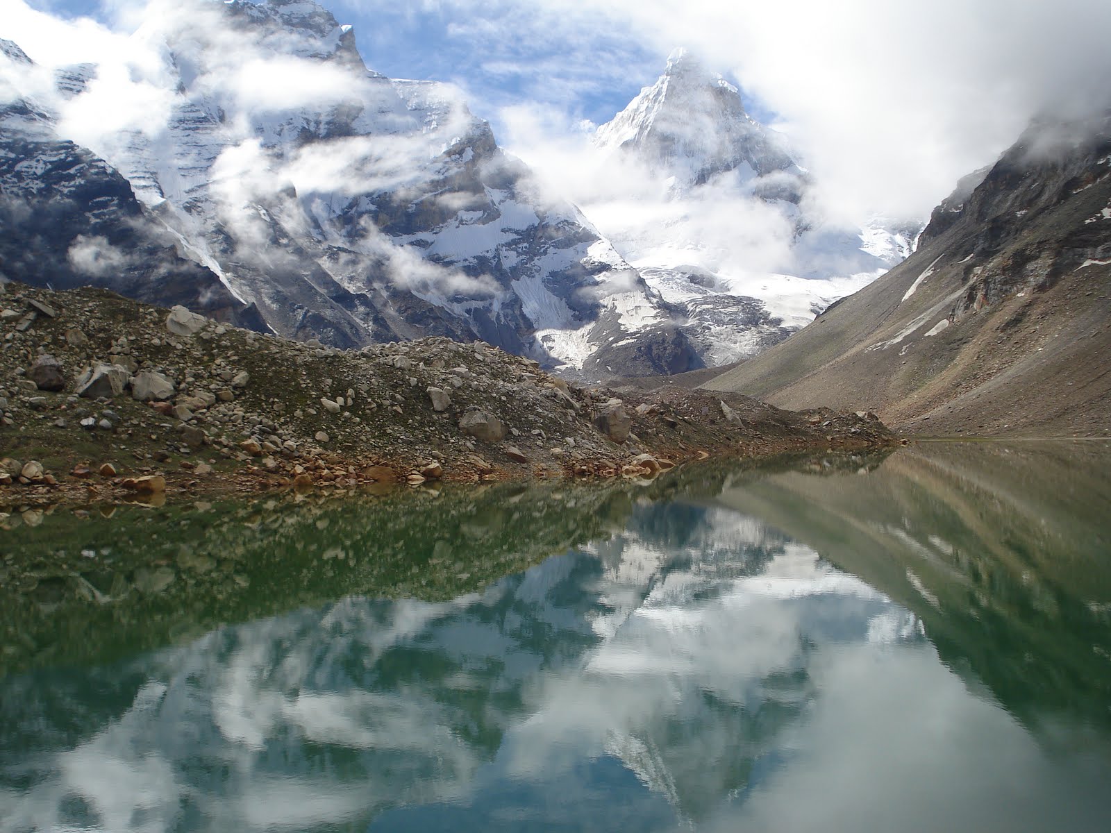 1600x1200 TAO NEWS: Trek to Kedar Tal