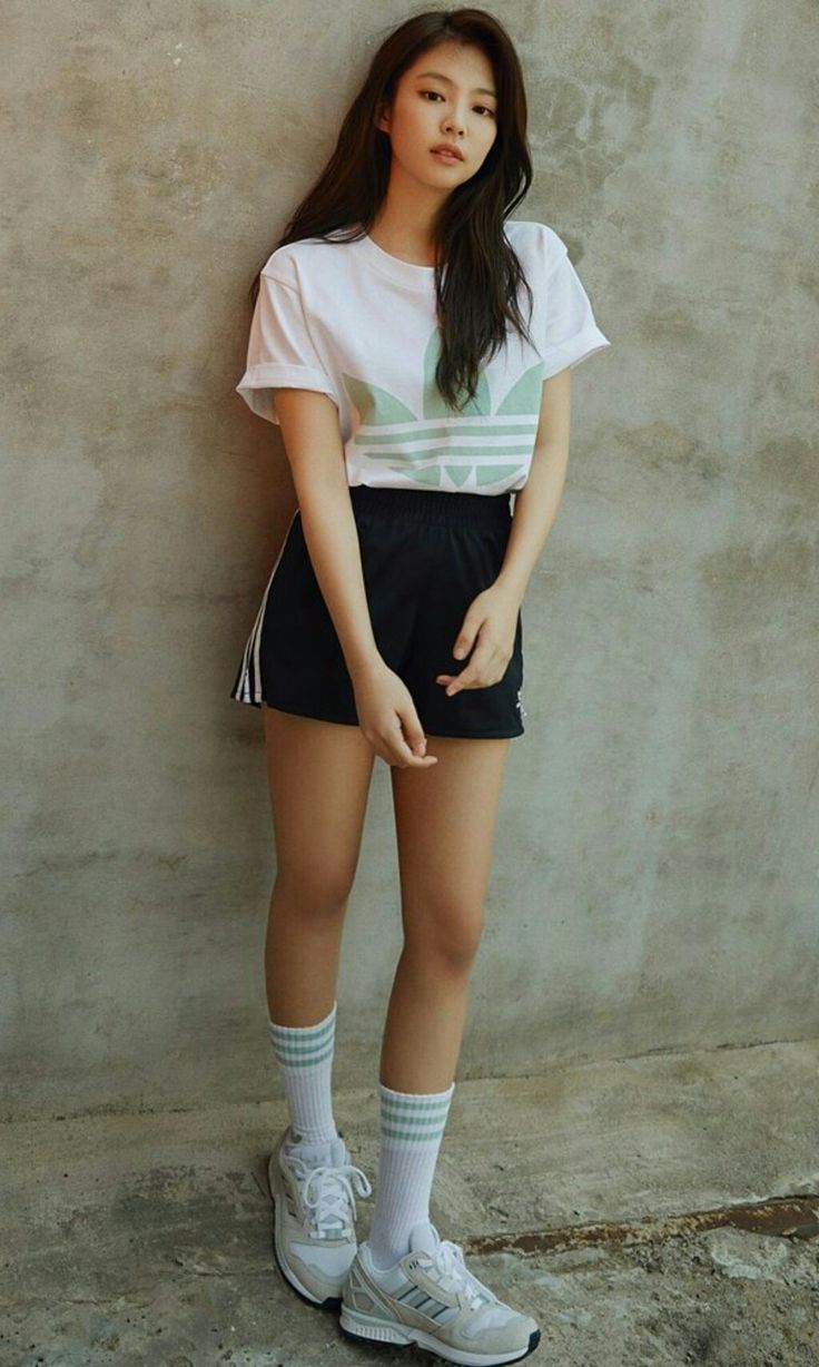 736x1228 Jennie BLACKPINK Adidas Wallpaper