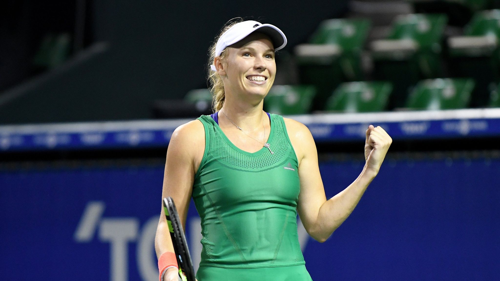 2048x1152 Caroline Wozniacki and Naomi Osaka reach Pan Pacific final on Sunday