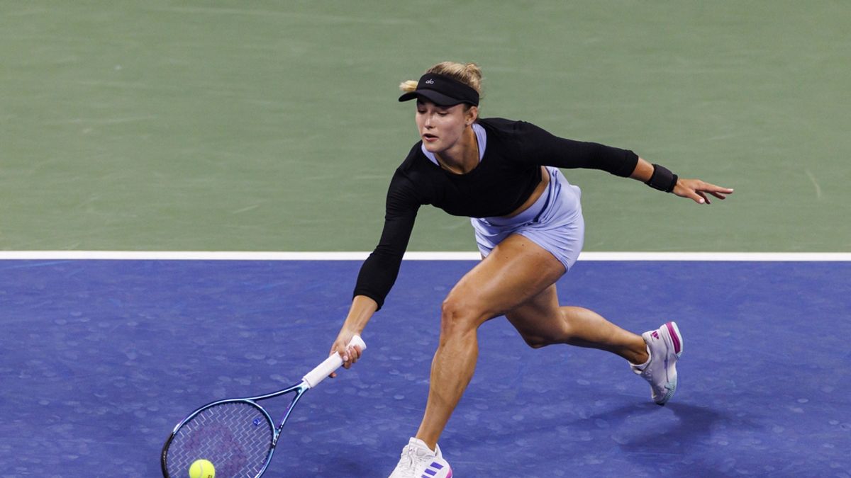 1200x675 Deadspin. WTA roundup: No. 1 seed Anna Kalinskaya advances in Singapore