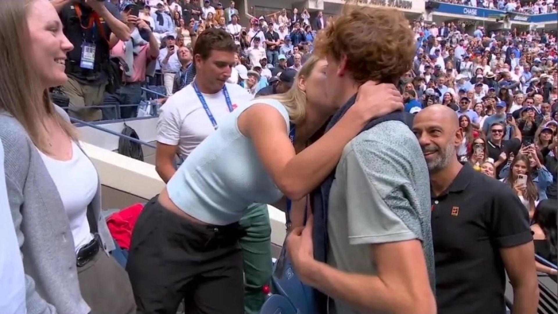 1920x1080 Jannik Sinner is happy again with Anna Kalinskaya
