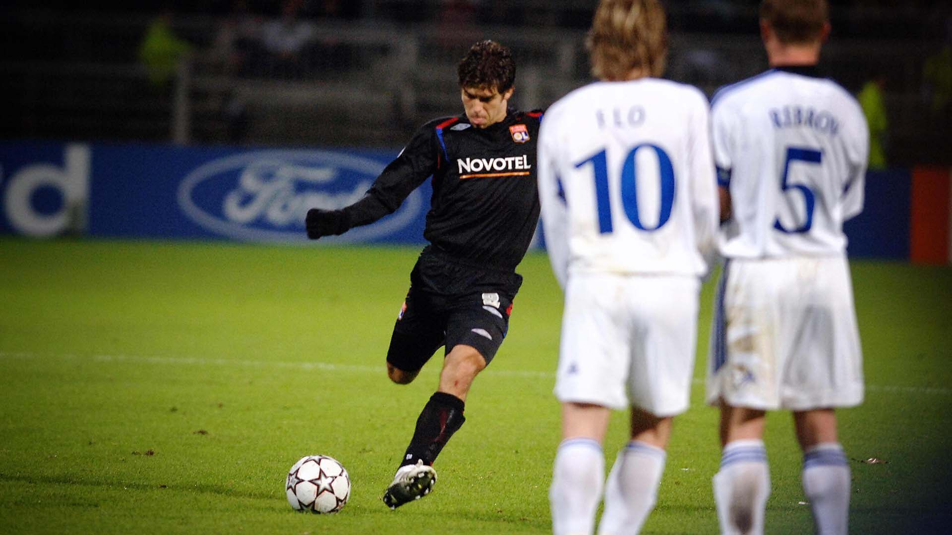 1920x1080 Noughty Boys: No One Hit A Free Kick Quite Like Juninho Pernambucano