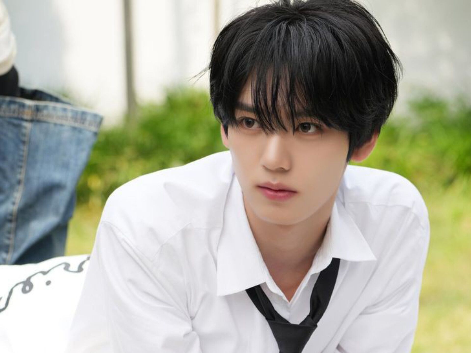1920x1440 Rahasia Skincare Han Yujin ZEROBASEONE Maknae Imut dengan Wajah Glowing Menggemaskan!