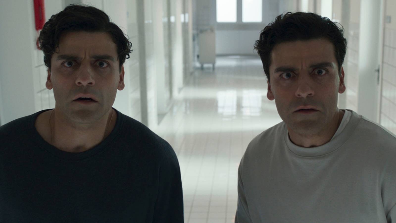1600x900 Moon Knight Featurette Shows How Oscar Isaac Played Marc and Steven
