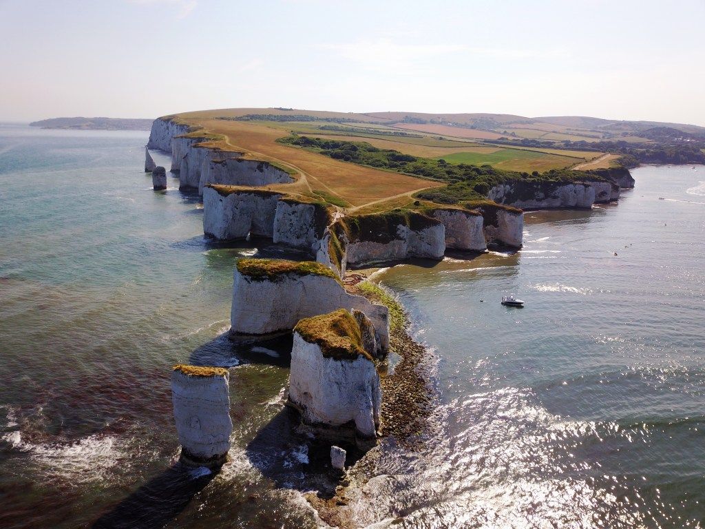 1024x768 White Cliffs of Dover vs Seven Sisters • Cliffs of Dover location