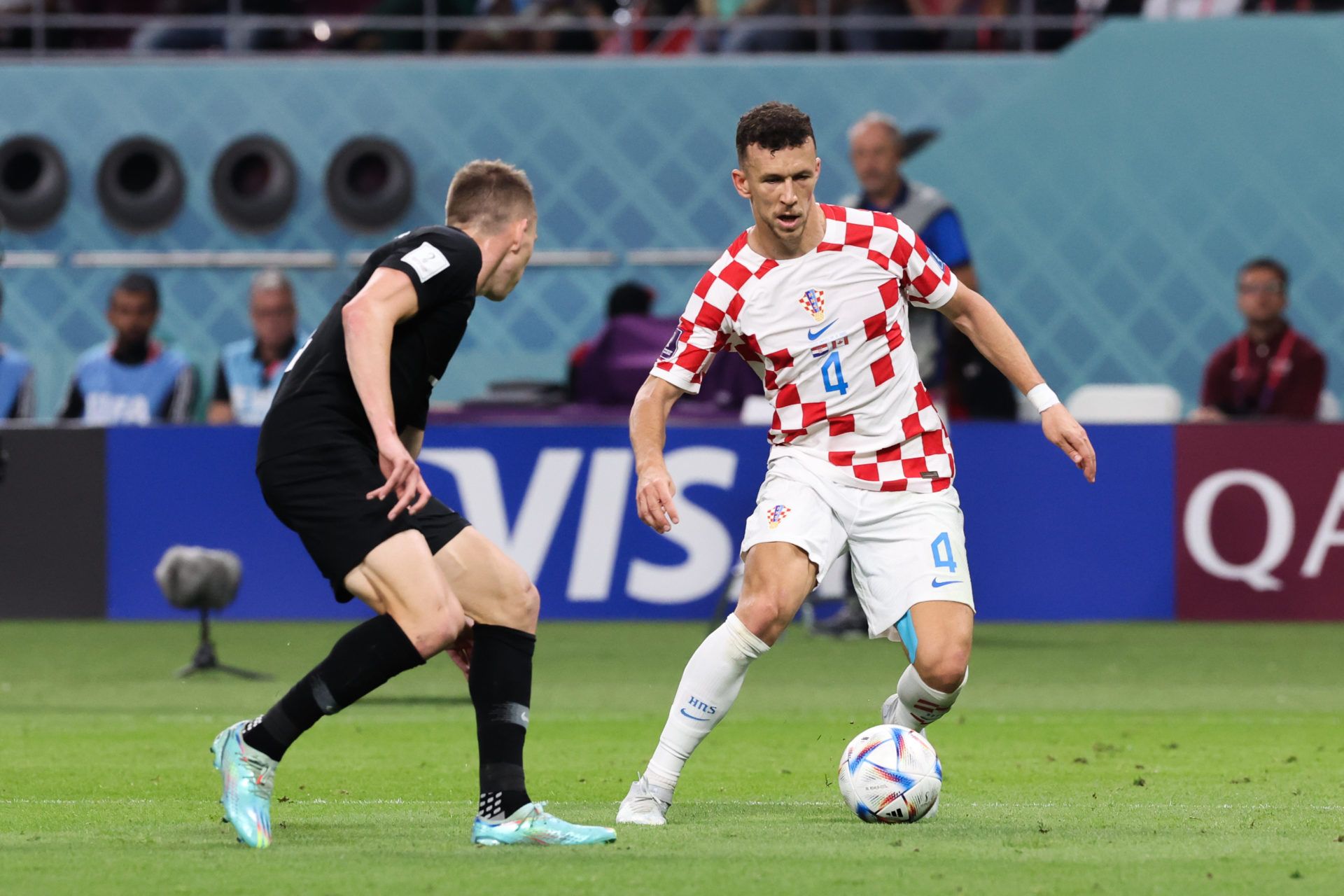 1920x1280 Gary Lineker and Alan Shearer praise Tottenham star Ivan Perisic