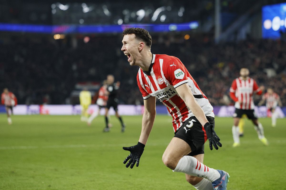 1200x800 Video: Perisic strikes for PSV against Juventus again