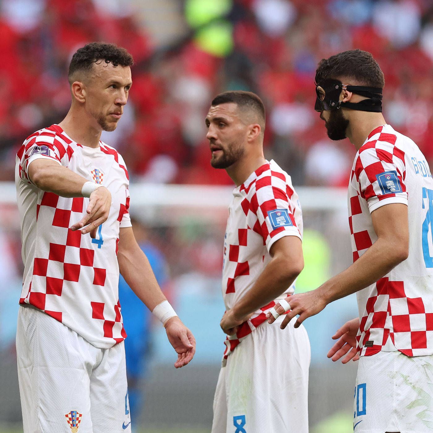 1400x1400 Ivan Perisic With Teammates Wallpaper