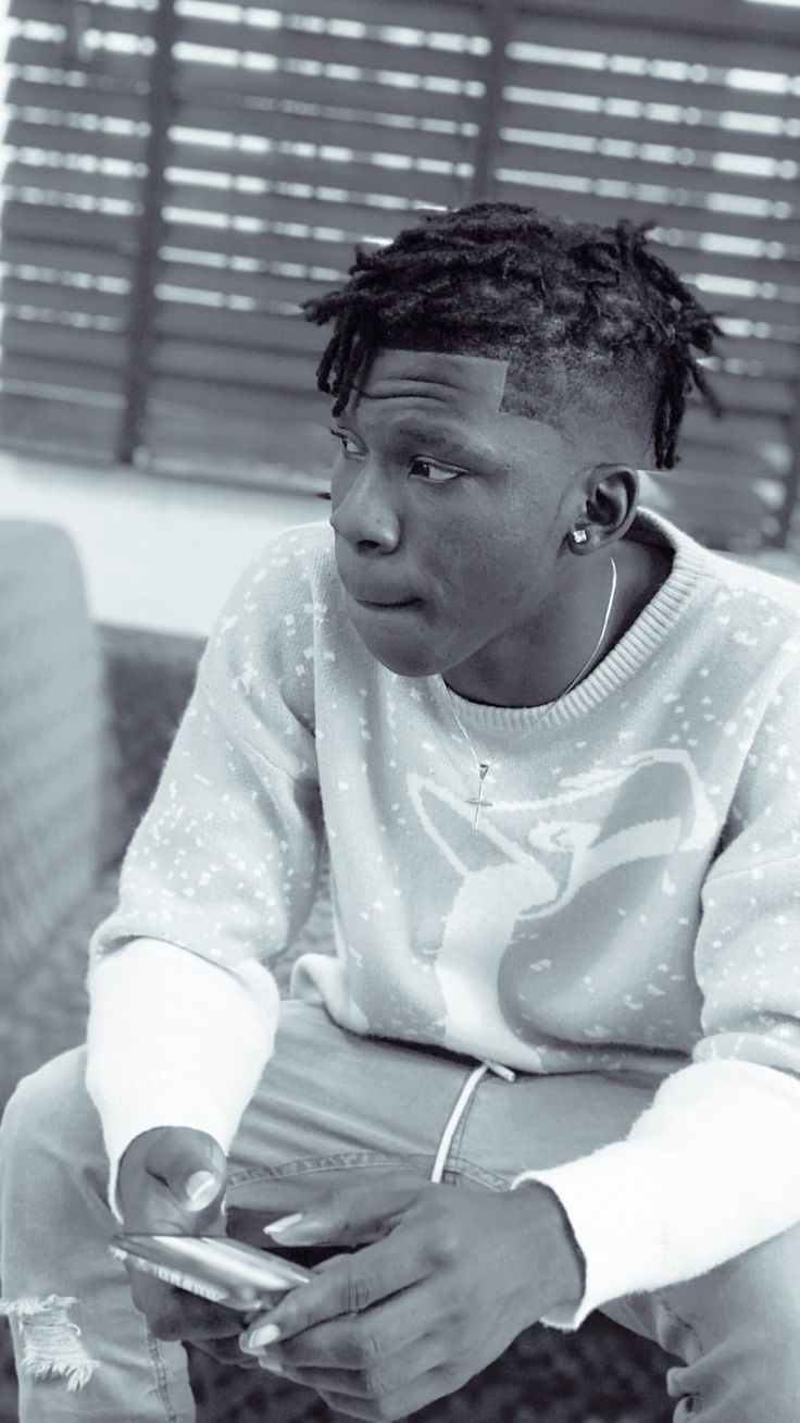 736x1308 Seyi vibez