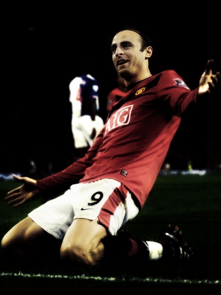 768x1024 Dimitar Berbatov 4K UHD Wallpaper for UltraHD Desktop and TV : Smartphone and Tablet Devices
