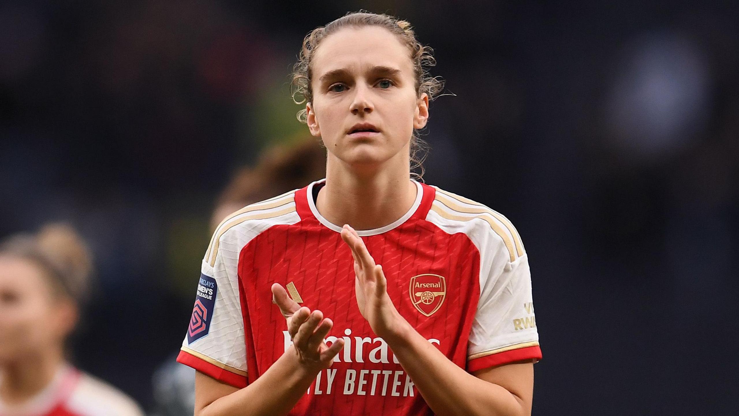 2560x1440 Vivianne Miedema: Striker's Arsenal exit is 'shocking decision'