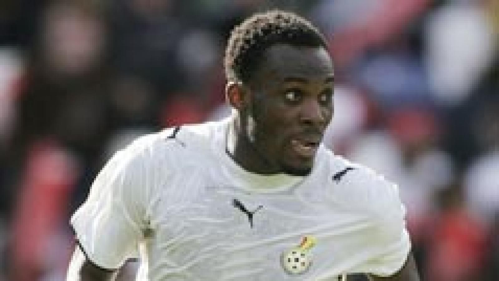 1600x900 Essien the breadwinner for his family