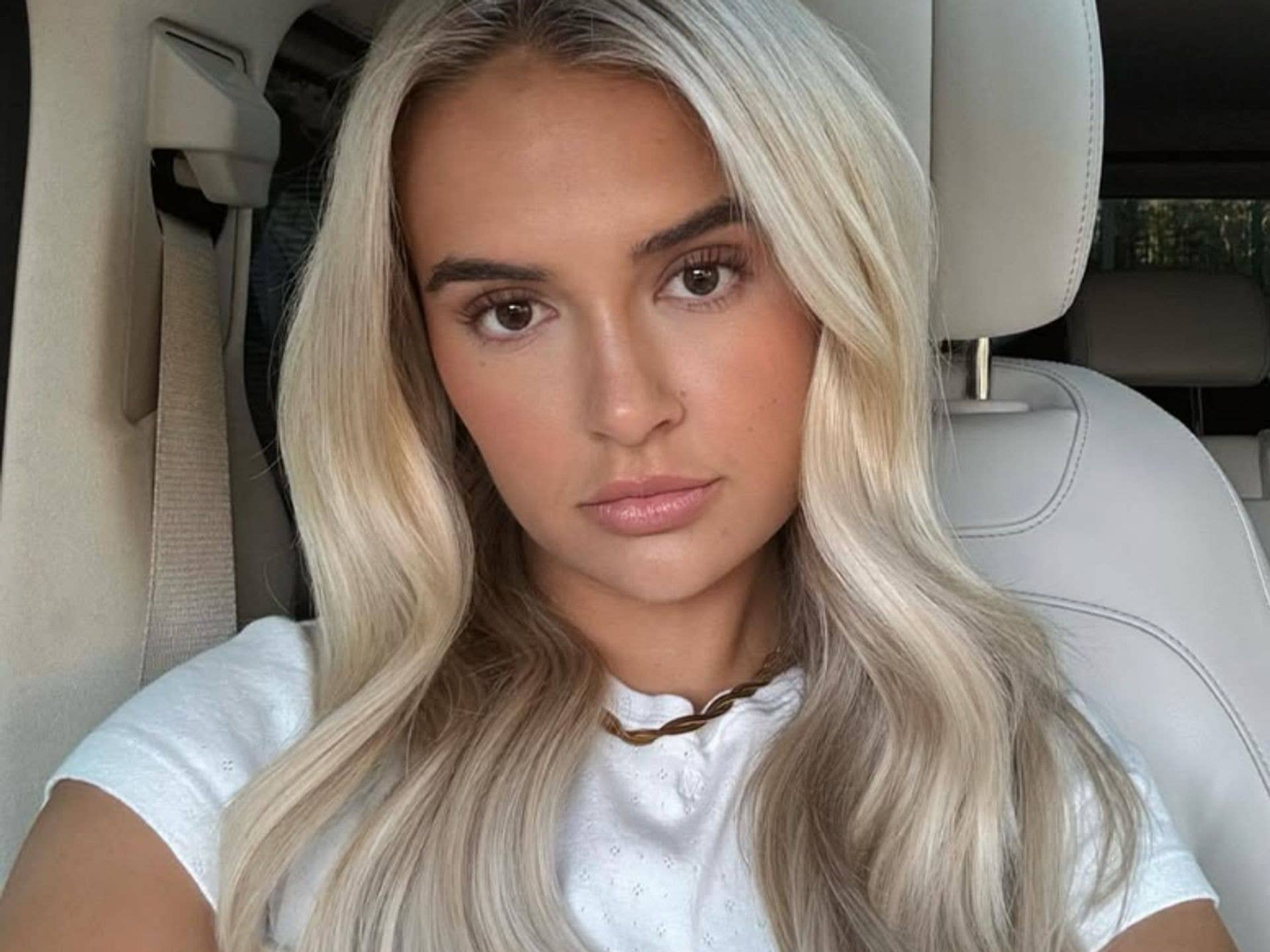 1920x1440 Molly Mae Hague Ditches Her Long Blonde Locks For A Hair Transformation No One Saw Coming