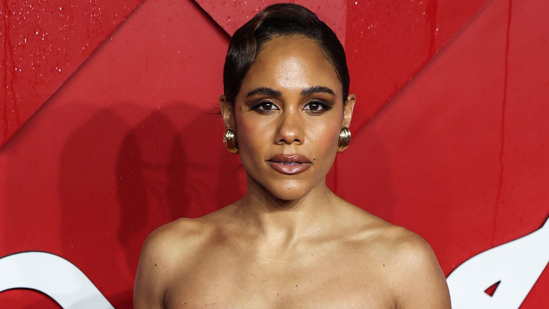 1920x1080 Alex Scott Looks Incredible In Daring Figure Hugging Strapless Dress On Red Carpet At The Fashion Awards 2023