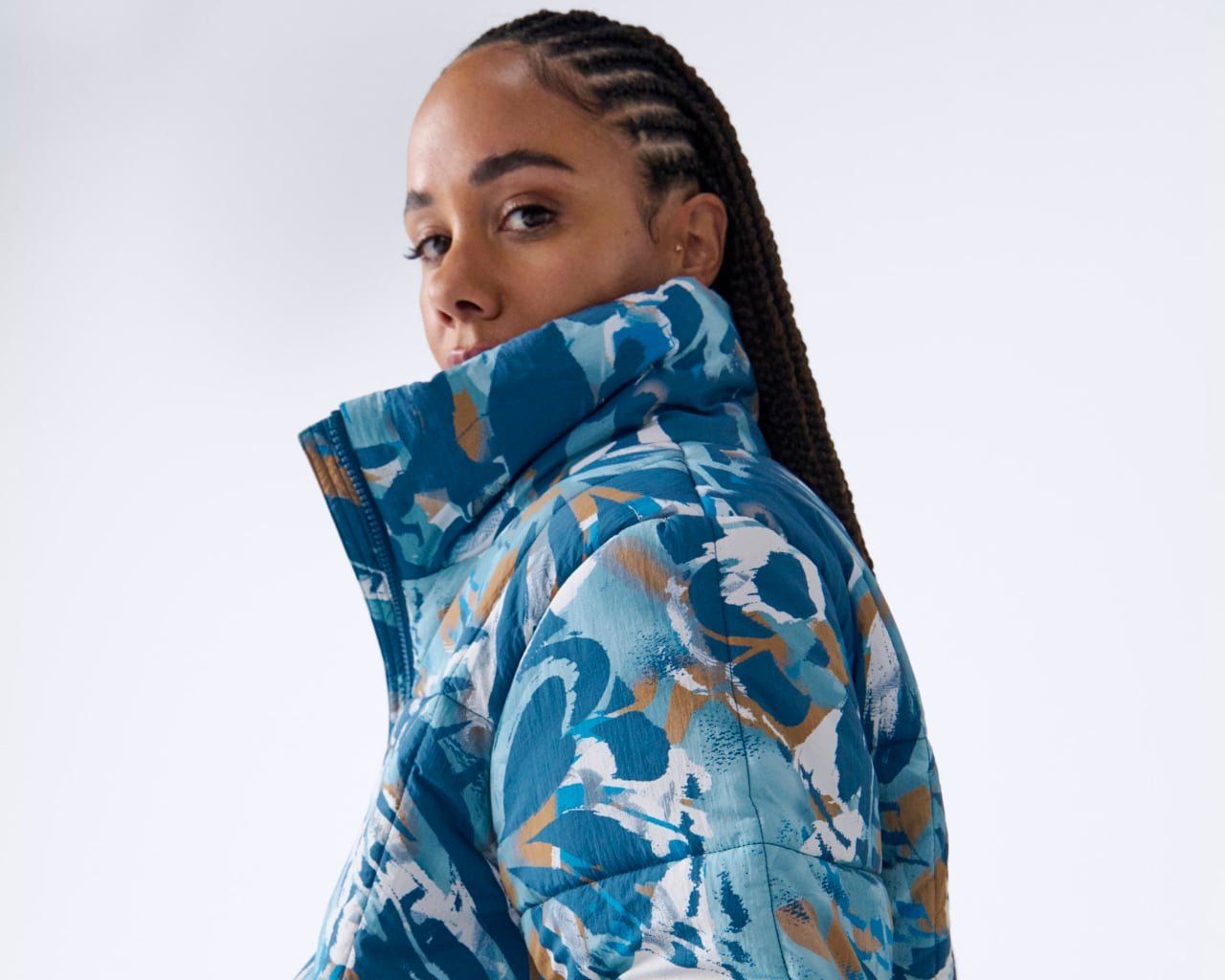 1280x1024 Alex Scott Shares Her Workout Routine And Go To Gym Outfits