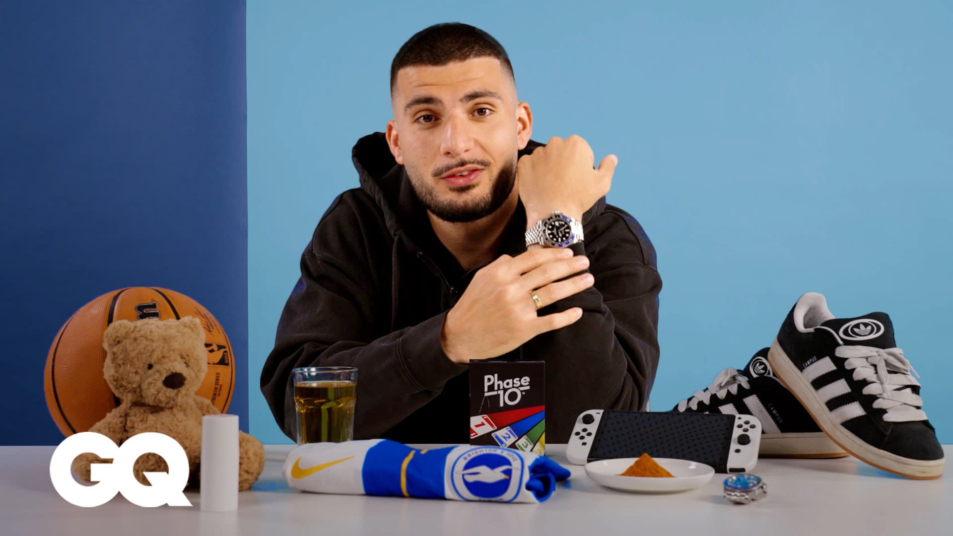1920x1080 DENIZ UNDAV: 10 Dinge, Ohne Die Der VfB Spieler Nicht Leben Kann Essentials