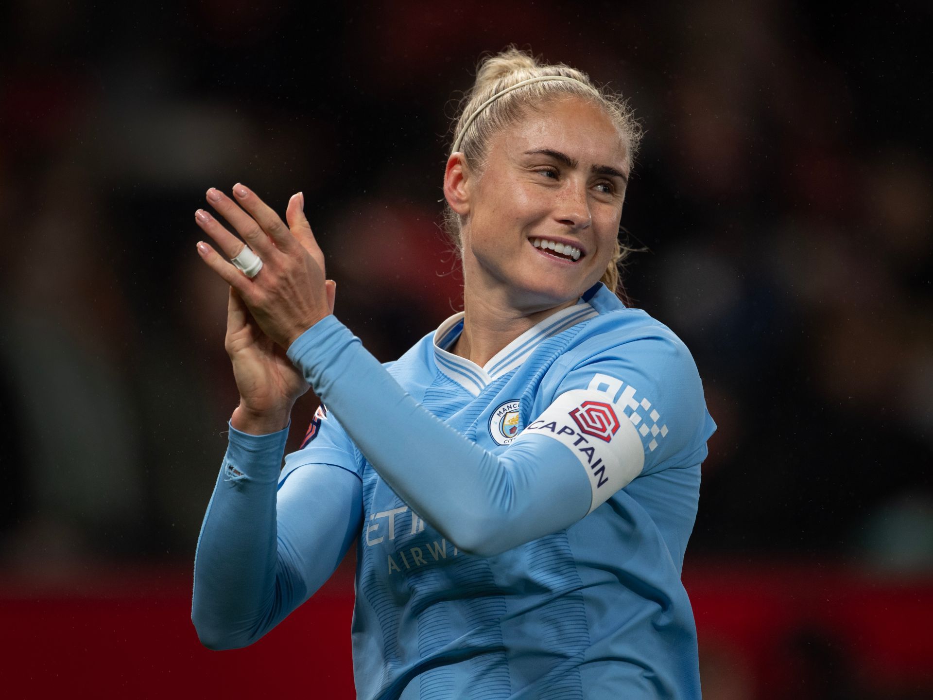 1920x1440 Gareth Taylor targets Man City title win in Steph Houghton's final season before retirement